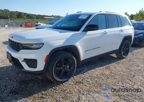 2023 Jeep Grand Cherokee Altitude 4X4 from USA, damaged, VIN 1C4RJHAG6PC619449